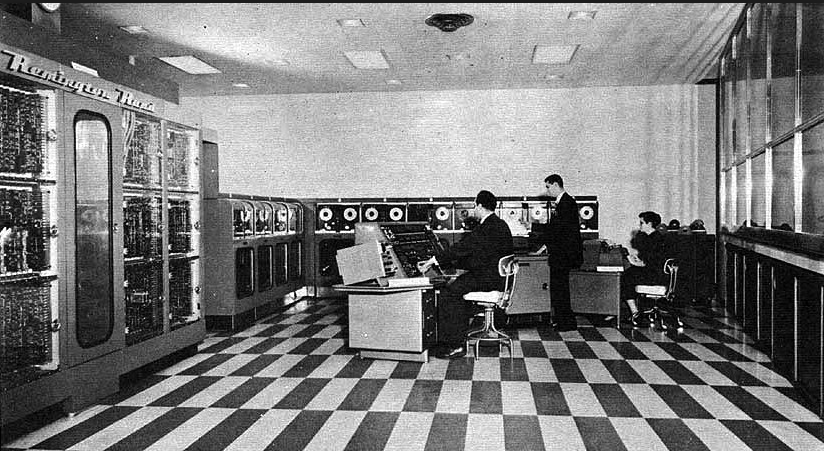 General view of UNIVACs installation  On the left we have Mauchly controlling UNIVAC together with two machine operators.